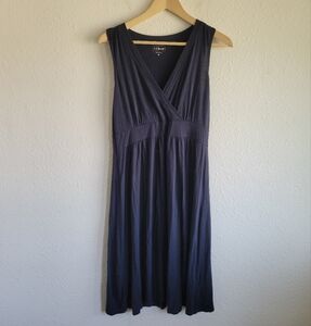 LL Bean Sleeveless V-Neck Navy Blue Midi Dress Jersey Knit Womens Size M
